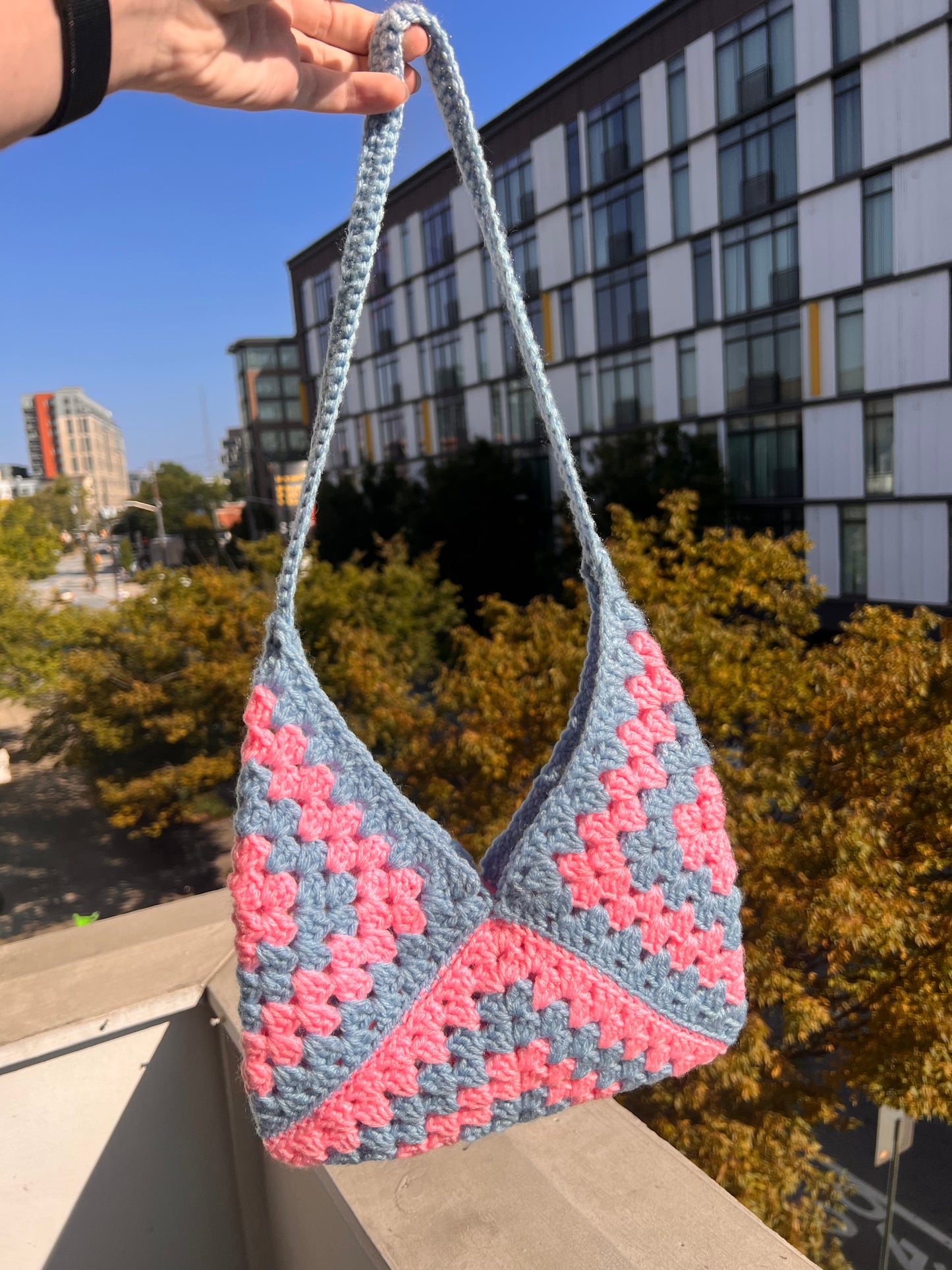 Color Duo Small Crochet Tote